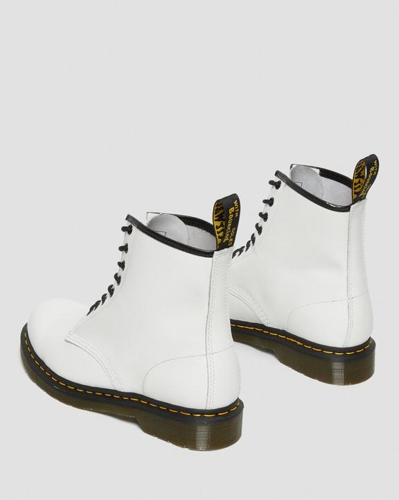 Dr. Martens 1460 Smooth Leather Lace Up Boots Branco | SN-DM84893