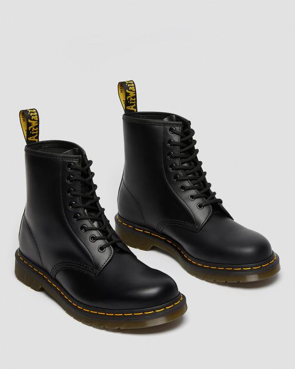 Dr. Martens 1460 Smooth Leather Lace Up Boots Pretas | SN-DM84916