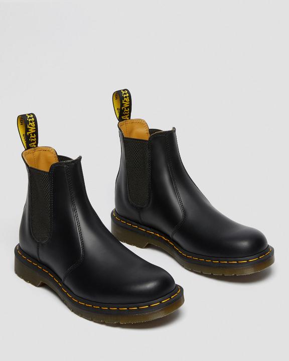 Dr. Martens 2976 Yellow Stitch Smooth Leather Chelsea Boots Pretas | SN-DM84929