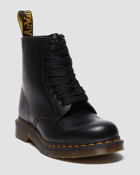 Dr. Martens 55 Inch Flat Shoe Laces (8-10 Eye) Pretas | SN-DM85199
