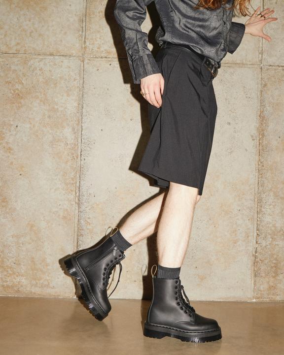 Dr. Martens Vegan Jadon II Boot Mono Platforms Pretas | SN-DM84275